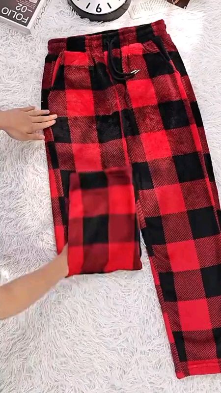 #stitch with emraidanandoki.. #checkeredpajama #buy1take1 #pajama #fyp #FreeCoinsInShopeeVideo #MasMuraSaShopee #vanieshoppe
