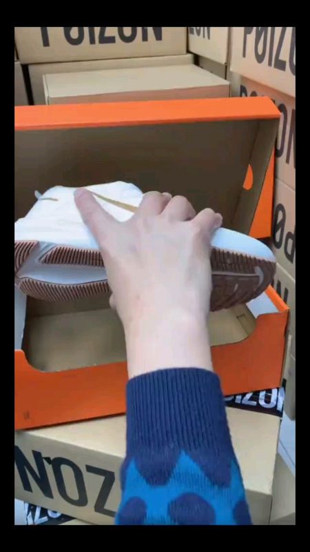 #nikeairzoom #NikeAir #nike #zoom #nikezoom #shoesforwomen #shoes #footwear #fyp #viral #trending #MasMuraSaShopee #FreeCoinsInShopeeVideo