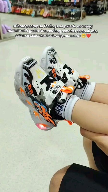#younme boys shoes with light#freecoinsinshopeevideo #masmurasashopee #angdalidalisashopee