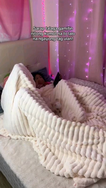 #fleeceblanket #fluffyblanket #velvetblanket #blanket #kumot