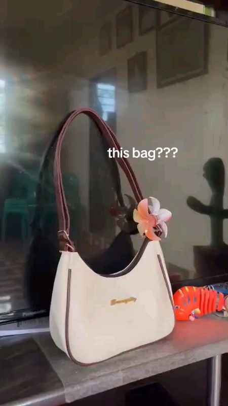 shoulder bag👜😱🤩#AngDaliDaliSaShopee #shopeebudol #checkoutna #shoulderbag