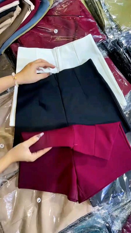 high wasted shorts #MasMuraSaShopee #FreeCoinsInShopeeVideo #shorts