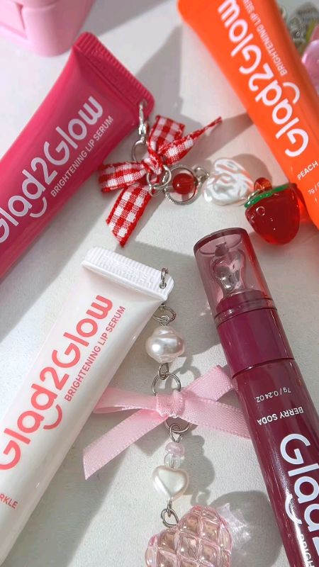 GLAD2GLOW Pout Candy✨ #glad2glow #POUTCANDY #lipserum #lipgloss #lipbalm #HugotSaShopee #MasMuraSaShopee #lippie #lippies #NEW #kikay