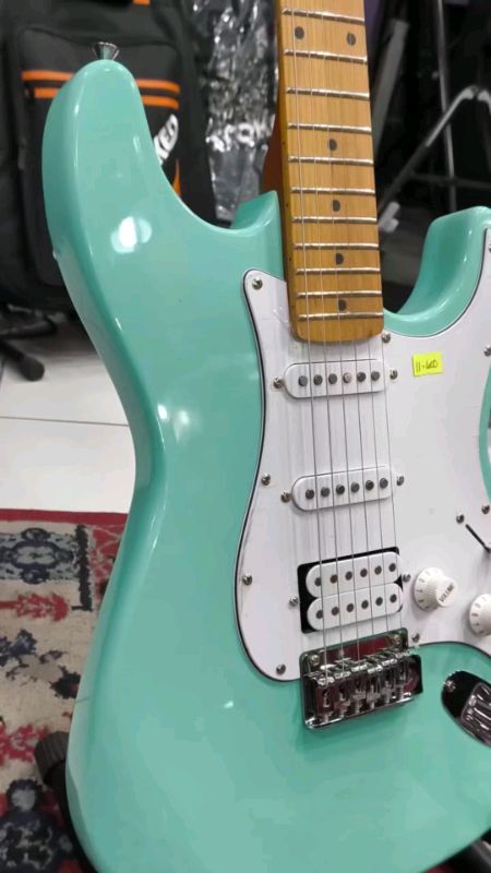 Clifton Guitar #FreeCoinsInShopeeVideo