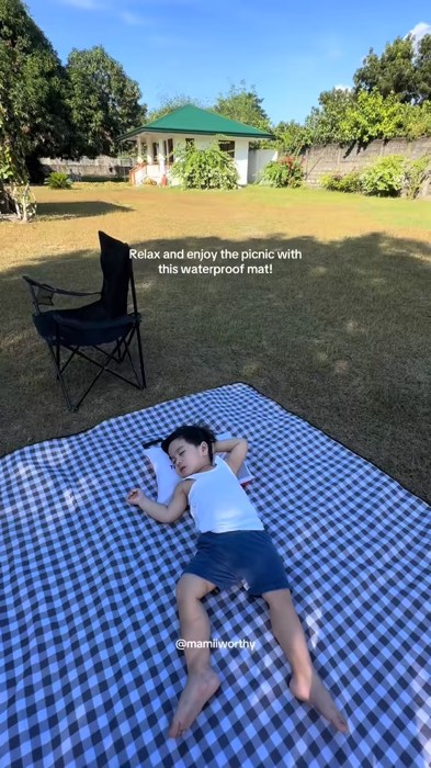 Large size picnic mat