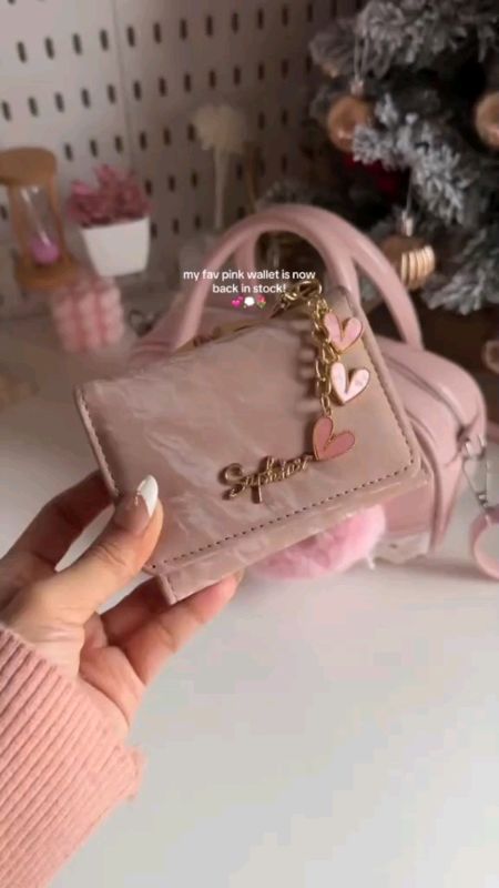 BETA Short Wallet for Women Mini Wallet #shortwallet #womenswallet #walletforwomen #beta #shortwalletforwomen #miniwallet #cutewallet #elegantwallet