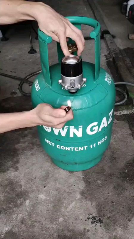 IC-777 Heavy Duty LPG Regulator with Auto Shut-Off Safety Gas Leak Detection Controller#highquality #sale #COD