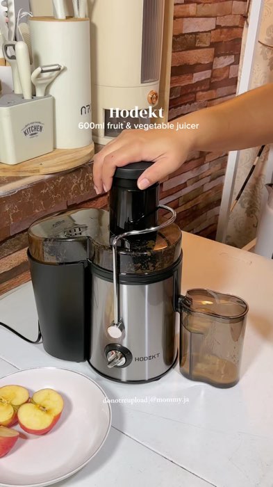 Mas masarap at mas healthy pa din ang fresh fruit juice dahil walang preservatives! 🫶🏻✨ #hodekt #fruitjuice #juicer #juicermachine #portablejuicer
