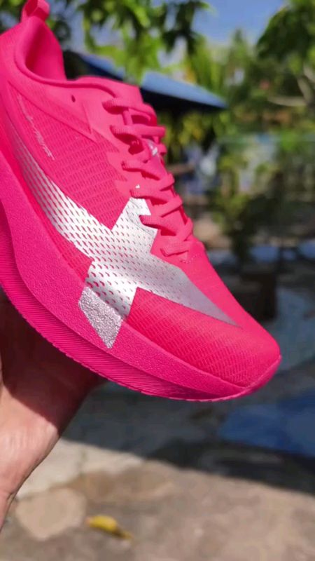 🤩👟🤯 XTEP 2000KM 5.0 PRO (WOMEN) #xtep #2000km5pro #runningshoes #FreeCoinsInShopeeVideo #MasMuraSaShopee #ShopeePHPaydaySale #womenshoes #fyp