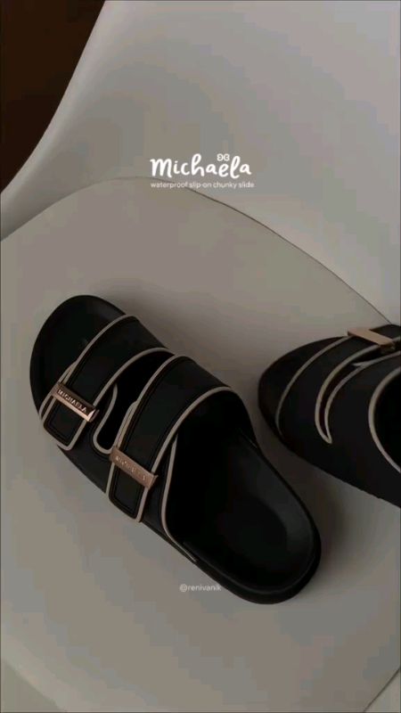 MICHAELA Chic Flat Sandals Soft Comfy A Waterproof Slip-On Chunky #michaela #flats #sandals #soft #footwear #slipon #casual #comfy #feet