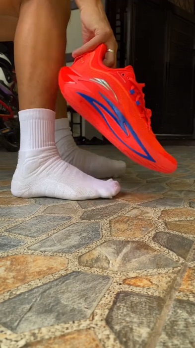 BASKETBALL SHOES #fyp #viral #trending #shopeetrend #MasMuraSaShopee #FreeCoinsInShopeeVideo