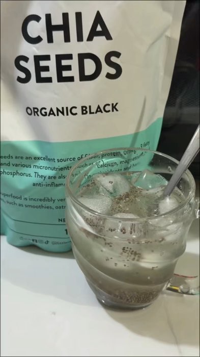 Nung nalaman ko nga ng ang ganda ng benefits ng chia seeds araw araw na ko umiinom ng tubig na may chia 🥰 #chia #chiaseeds #chiaseedsbenefits