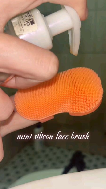 Mini Finger Face Washing Brush Slipper Shape Soft Silicone Massage Cleansing. #Maganda #MasMuraSaShopee #FreeCoinSaShopee #HugotSaShopee