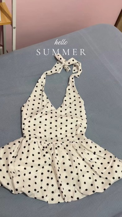 Halter top #top #casualtop #haltertop #cutetop #womenclothes #qualitytop #summertop #polkaddot #sleeveless #sale #shopee #MasMuraSaShopee #backless