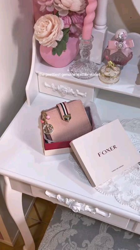 Get yours now!✅ #foxer #foxerwallet #MasMuraSaShopee #pinkwallet #womenswallet #walletforwomen