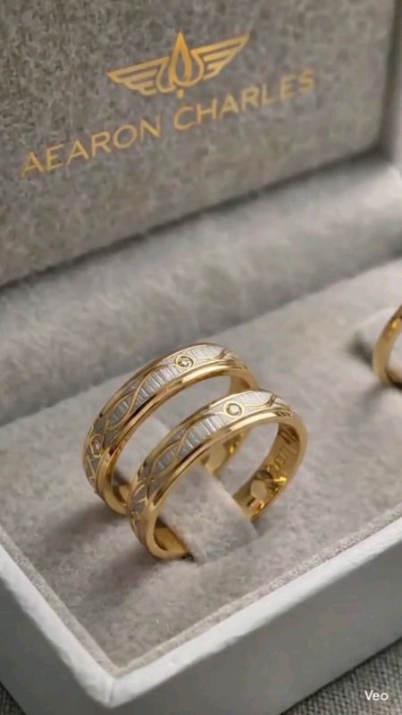 [AC] 3 in 1- Free Engraved Name Wedding Rings with Free Engagement Ring Set - Luna ✨