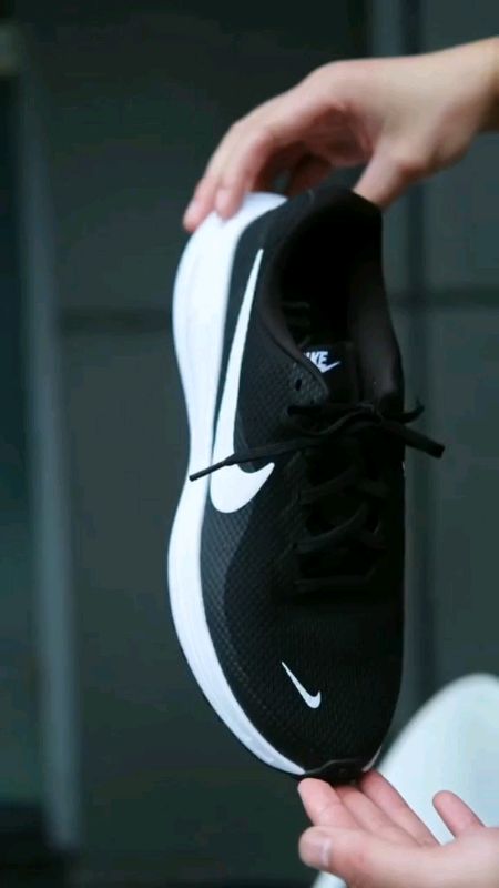 #Nike Men's Revolution 8 Road Running Shoes #mens#revolution8#road#runningshoes #fyp #💯✅ #freecoinsInshopeevideo #MASMURASASHOPEE#SHOPEEPHPAYDAYSALE