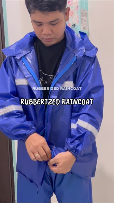 Madalas na ang pagulan kaya kailangan meron kang laging dalang kapote 💯 sulit to maganda ang quality at makapal 👌 #raincoat #kapote #makapalnakapote