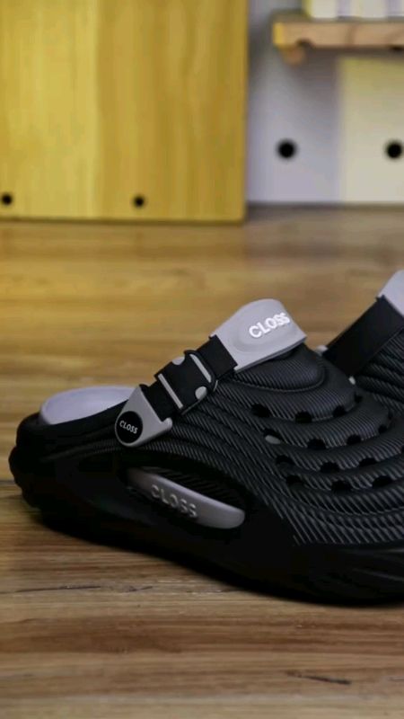 #clogs #sandals #slippers #footwear #slides #MasMuraSaShopee #FreeCoinsInShopeeVideo #trending #viral #fyp