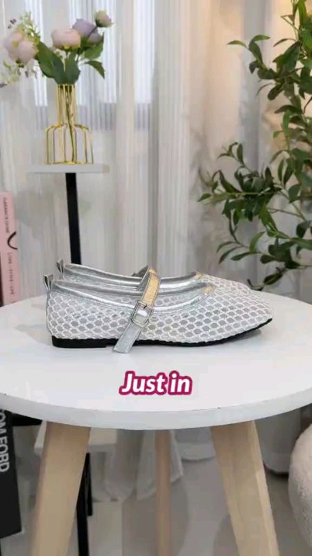 #BreathableMeshShoes #BalletFlats #WomensShoes #ComfyAndStylish #EverydayFootwear #CasualChic #FlatShoes #LadiesFashion #FashionFootwear #lightweight