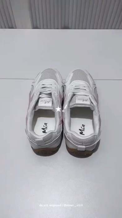 #sneakers #rubbershoes #shoes #MasMuraSaShopee