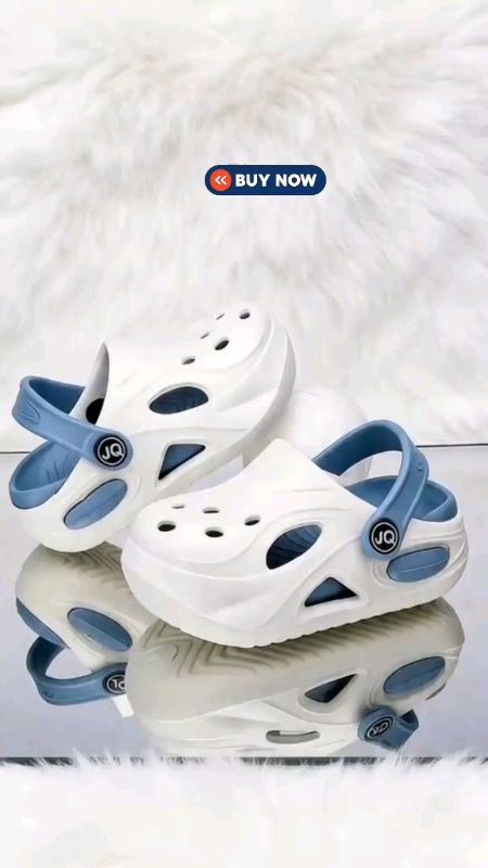 Clogs Sandals light weight Non-slip sole for boys and girls walking#sandals#HugotSashopee