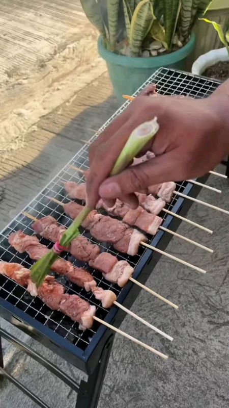 Portable Folding Charcoal BBQ Grill Outdoor camping bbq grill #griller #grilling #charcoalgriller #bbqgrill #foryou #fyp #viral
