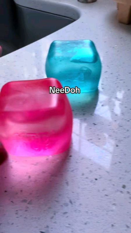 #squaresqueezeball #foryoupage #needoh #squeezeball #goodquality #affordable #fyp
