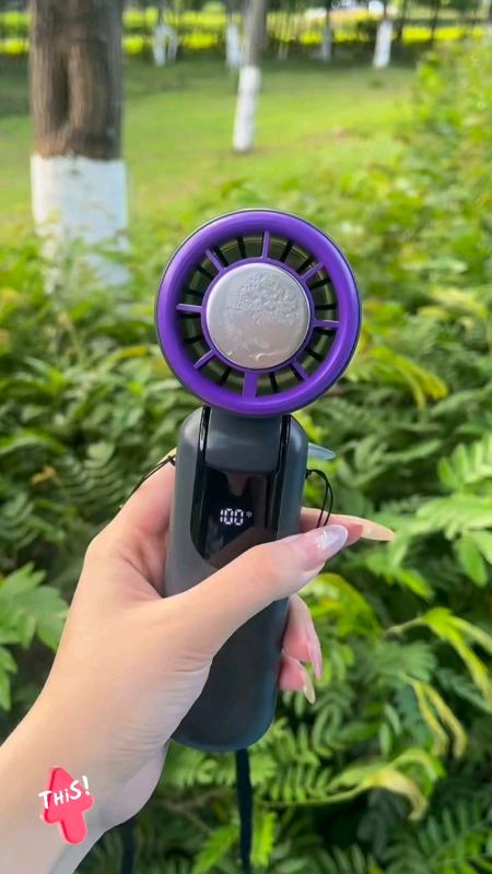 POV: Akala mo maliit lang… pero grabe ang buga ng hangin 😳🌬️#turbofan #minifan #ShopeePHCommsXTRA #handgeldfan