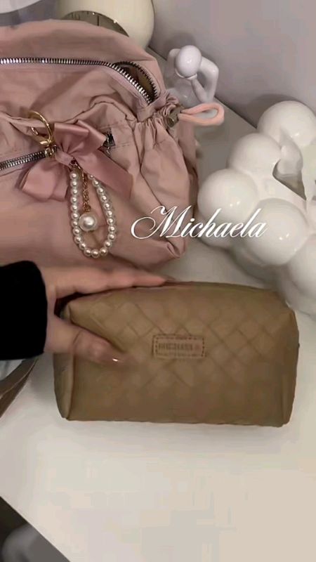 Michaela #wristletPouch #MakeupPouch #Portable #new #trending #fyyypppp#shopeefind #masmurasaShopee #FreecoinsInshopeevideo #HugotsaShopee #Buynow