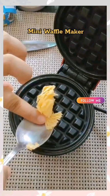 mini waffle maker #waffle #sandwichmaker #FreeCoinsInShopeeVideo #MasMuraSaShopee #bento