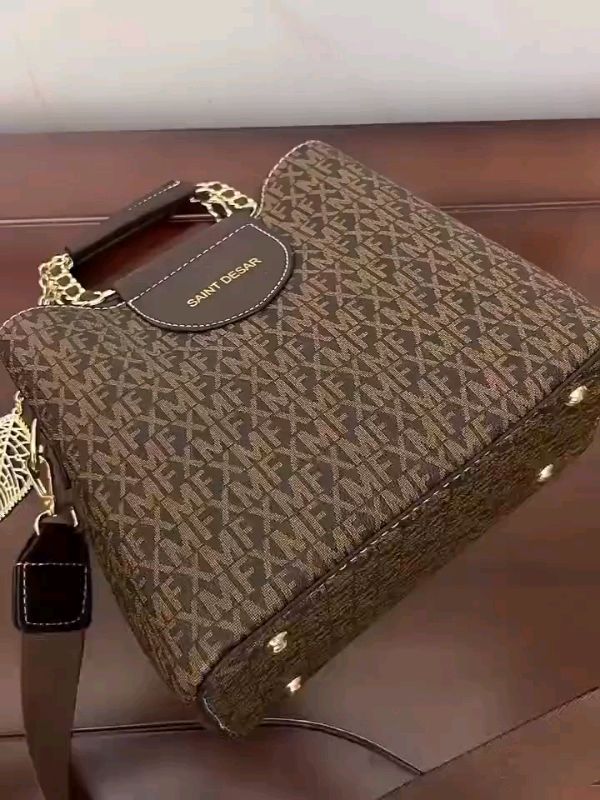 ladies embroidered bag #ladiesbag #shoulderbag #Murasashoppee