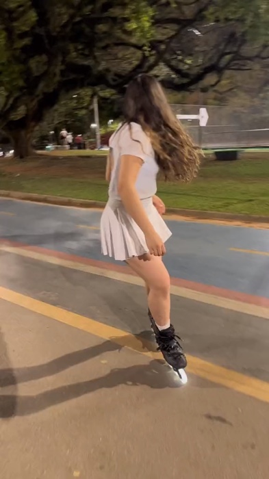 Roller skate #MasMuraSaShopee #shopee #XtraChallenge #FreeCoinsInShopeeVideo #legit #trendingnow