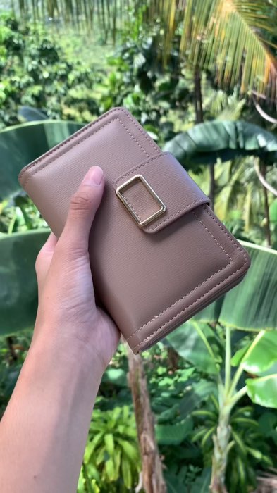 So inlove with this wallet😩❤️ #wallet #seagloca #seaglocawallet