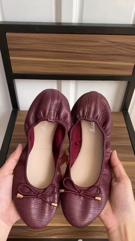 Check out Baellerry High Quality Fashion Flat Shoes Women Elegant And Comfortable Flats Bowknot Foldable Shoes at 50%