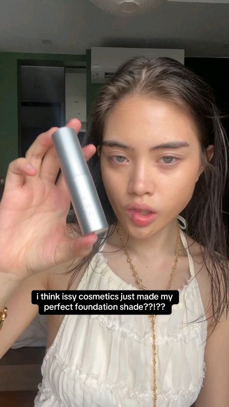 issy active skin stick 🎀#FreeCoinsInShopeeVideo