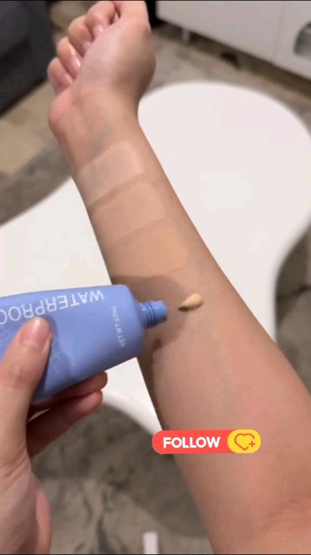 GRAB YOUR'S NOW‼️Enjoy Shopping🛍️ #FreeCoinsInShopeeVideo #MasMuraSaShopee #WishlistMoSagotKo #fyp #waterproof #liquidfoundation #fullcoverage #Face