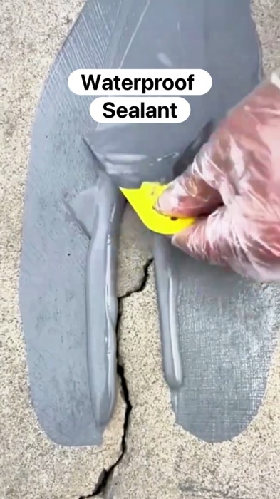 Tag-ulan na naman! Panahon na para protektahan ang inyong bubong at pader. #waterproofsealant #nomoreleaks #roofsealant #homeimprovement