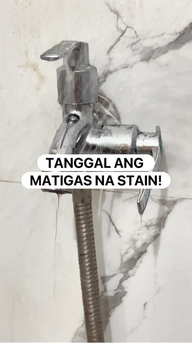 Seaways bathroom cleaner na mabilis tanggalin ang stain sa tiles at toilet bowl. Malinis, mabango at bacteria free. #bathroomcleaner #homecleaning
