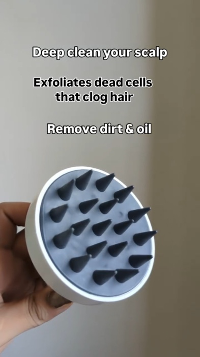 ￼Soft Silicone Shampoo Brush Cleans And Removes Dandruff, Massages The Scalp And Relieves Itching #fyp