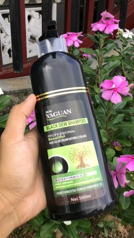 500ml Black/ Brown Hair Shampoo Herbal Hair Dye Shampoo#500ml #HairDye #BlackShampoo #Brown #Black #FreeCoinsInShopeeVideo #MasMuraSaShopee