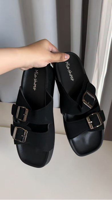 As a 'medyo hindi katangkaran girly', this is a must sandals. #sandalsforwomen #wedgeslippers #FreeCoinsInShopeeVideo #sandal #adjustablestrapsandal
