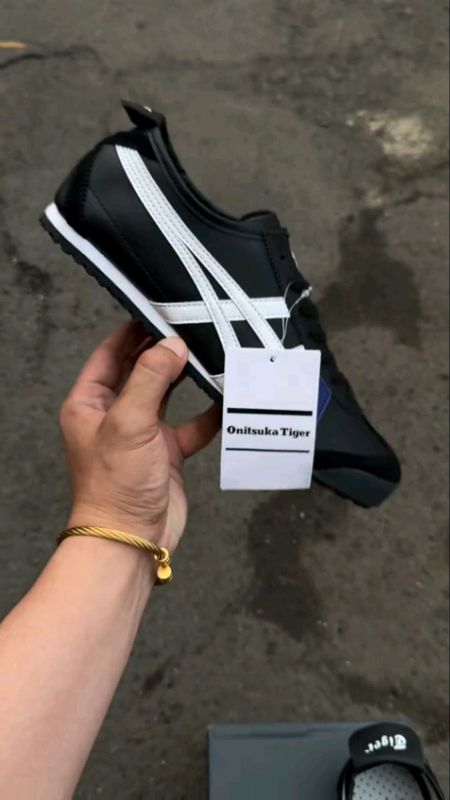 #Tiger #fashion never goes out of style, #classic #sneakers, #men's and #women's #shoes, with a box #FreeCoinsInShopeeVideo #MasMuraSaShopee