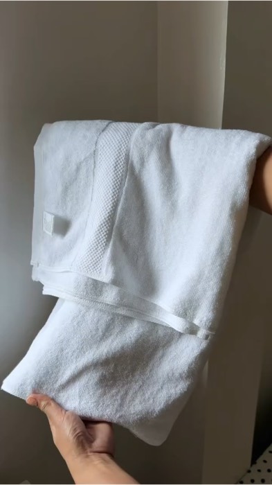 #MasMuraSaShopee #FreeCoinsInShopeeVideo #checkoutna #veluratowel #bathtowel #towel #absorbenttowel #premiumbathtowel #qualitybathtowel