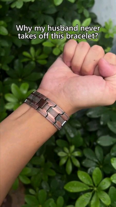 Detachable double row magnetic magnetic therapy bracelets for men women Bracelet#godsgrace #shopeefinds #FreeCoinsInShopeeVideo #MasMuraSaShopee
