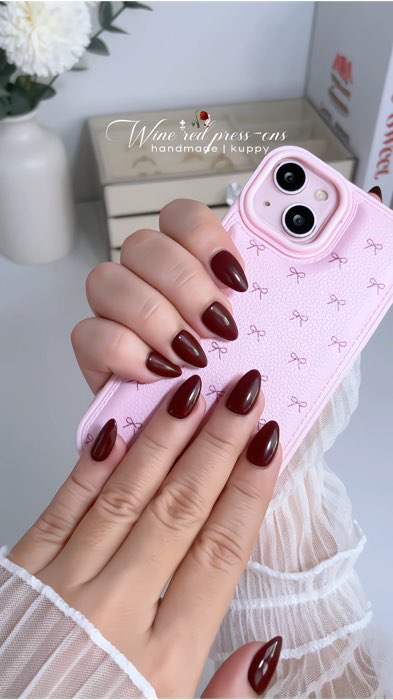 Classy press-on nails💅✨ #pressonnails #pressons #fakenails #handmadepressonnails #MasMuraSaShopee #fyp