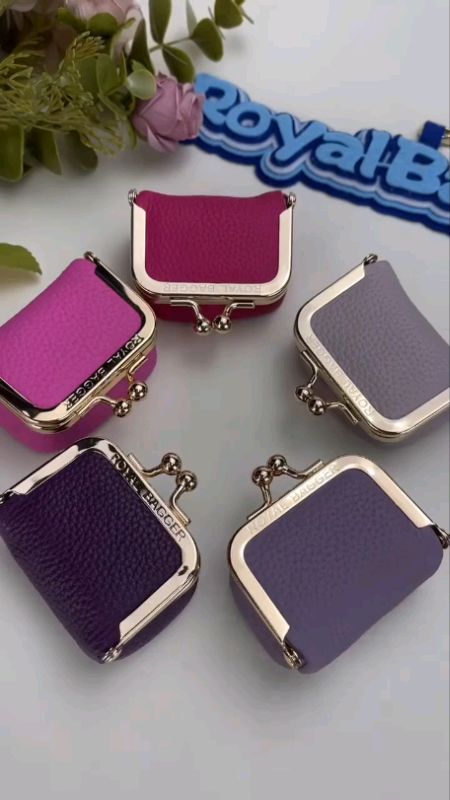 Keep every piece safe on the go 👛✨ #jewelrycase #minipurse #jewelryorganizer #travelessentials #shopeefinds #everydaycarry #fyp #foryou #accessories