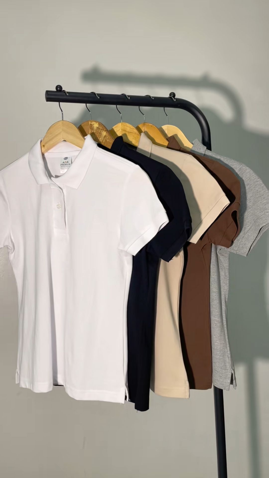 #aaapremium #poloshirt #poloshirtunisex #premiumpolo #honeycombpoloshirt #uniformideas #poloshirts #outfitideas #plainpoloshirts #plainpolo